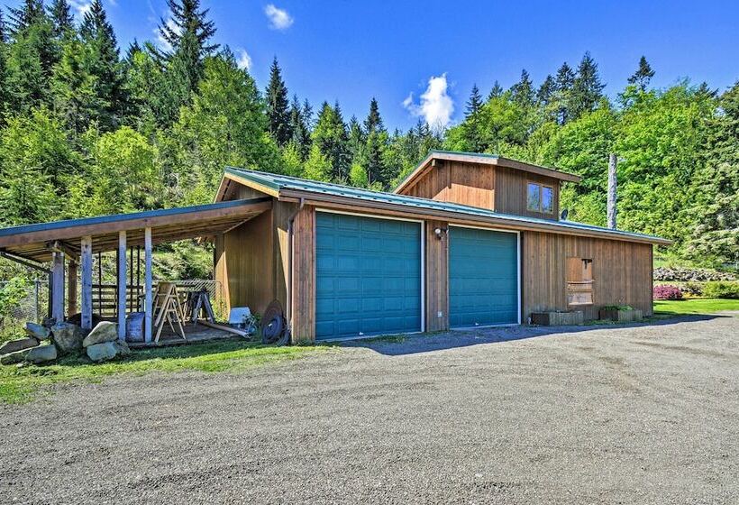 Picturesque Port Angeles Cabin W/ Fire Pit!