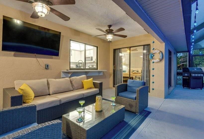 Punta Gorda Canal Home W/ Private Pool!