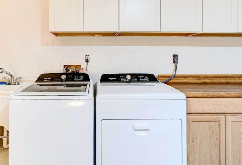 Punta Gorda Canal Home W/ Private Pool!