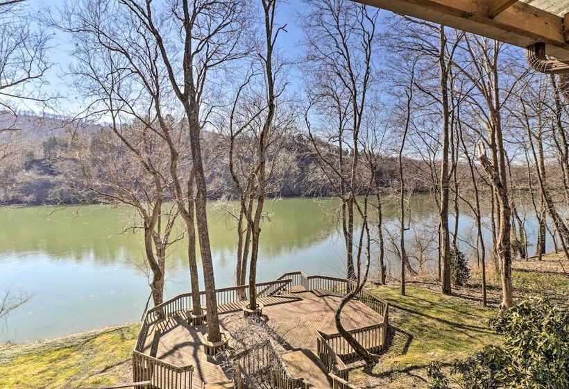 Renovated Riverfront Retreat W/ Deck & Grill!