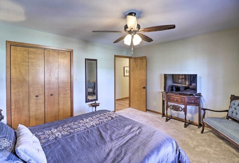 Renovated Riverfront Retreat W/ Deck & Grill!