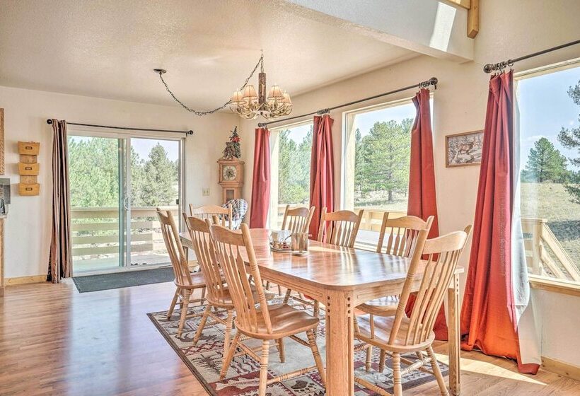 Rustic Florissant Cabin: 4 Acres & Mountain View!