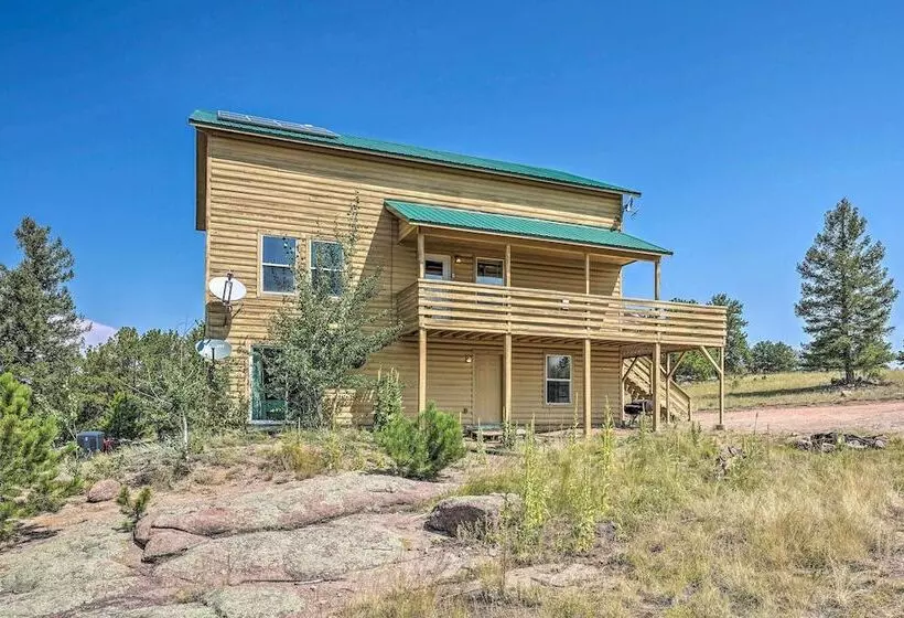 Rustic Florissant Cabin: 4 Acres & Mountain View!