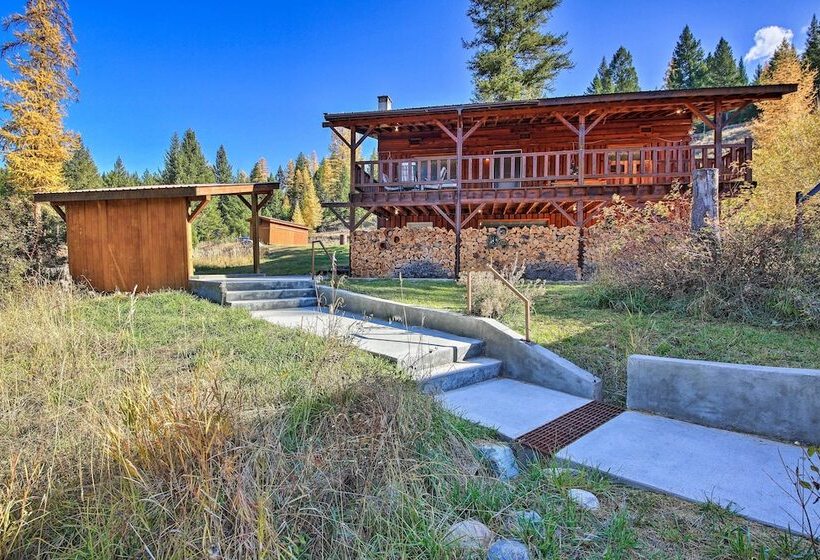 Scenic Kootenai Forest Home W/ Outdoor Living Area