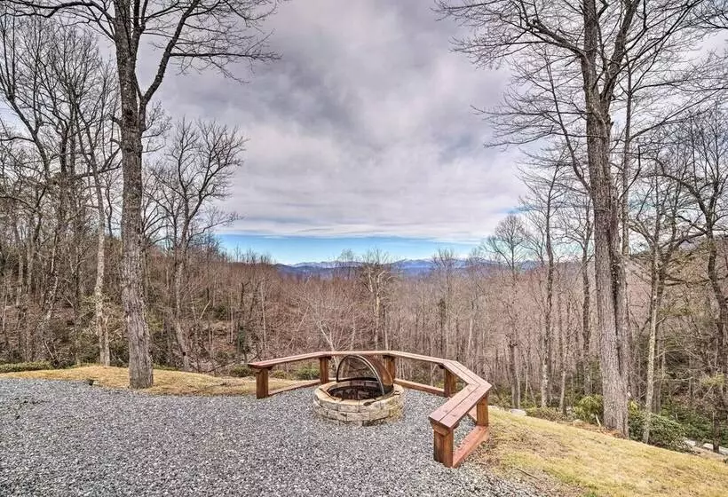 Secluded Black Mountain Cabin W/ On Site Pond!