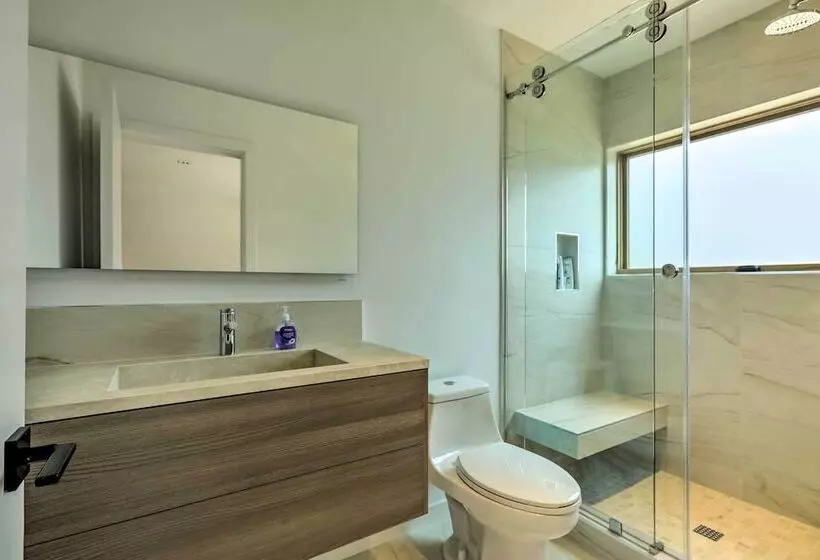 Sleek & Spacious Incline Village Hideaway!