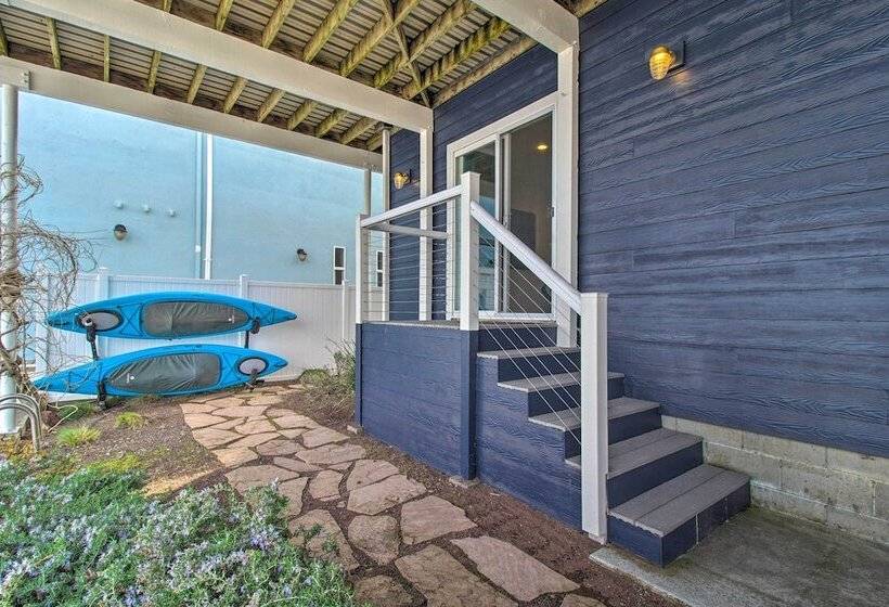 Spacious Lakeport Home W/ Dock & Mtn Views!