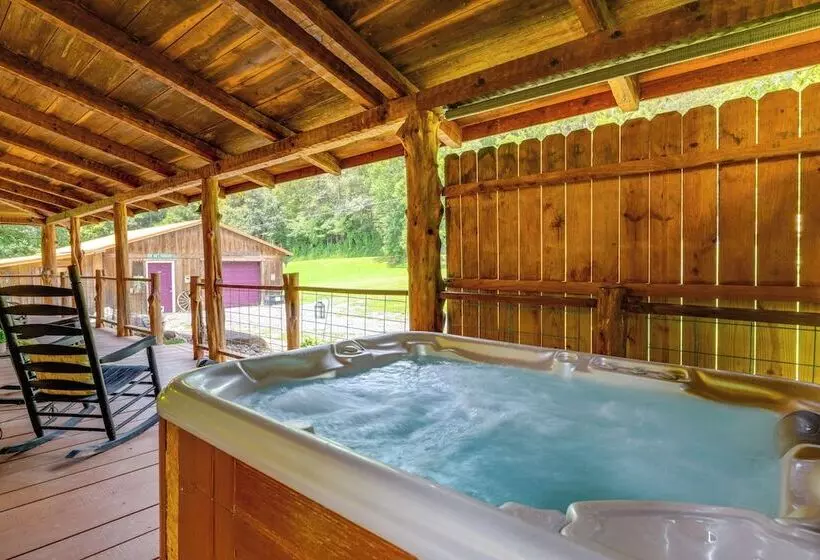 Stunning Creekside Cosby Cabin W/ Deck + Fire Pit!