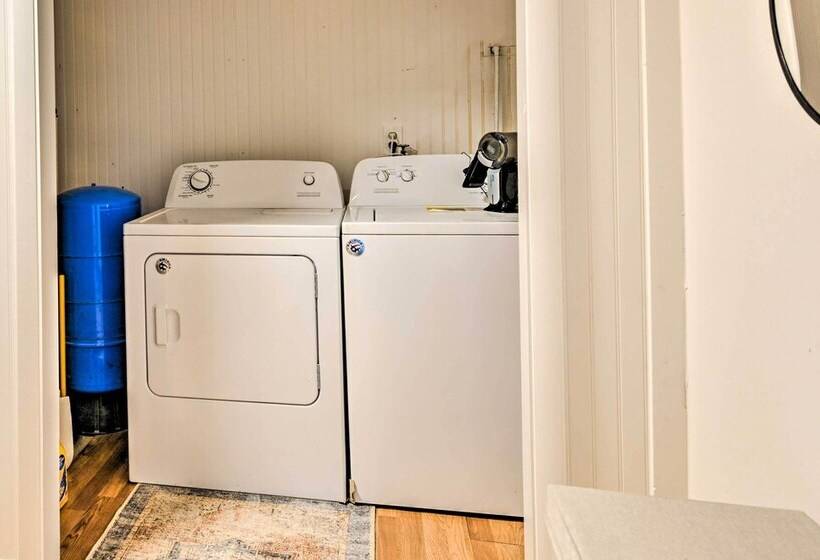 Stylish Franklin Cabin On 6 Private Acres!