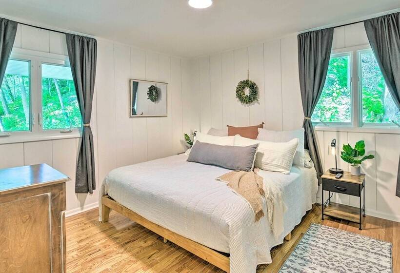 Stylish Franklin Cabin On 6 Private Acres!