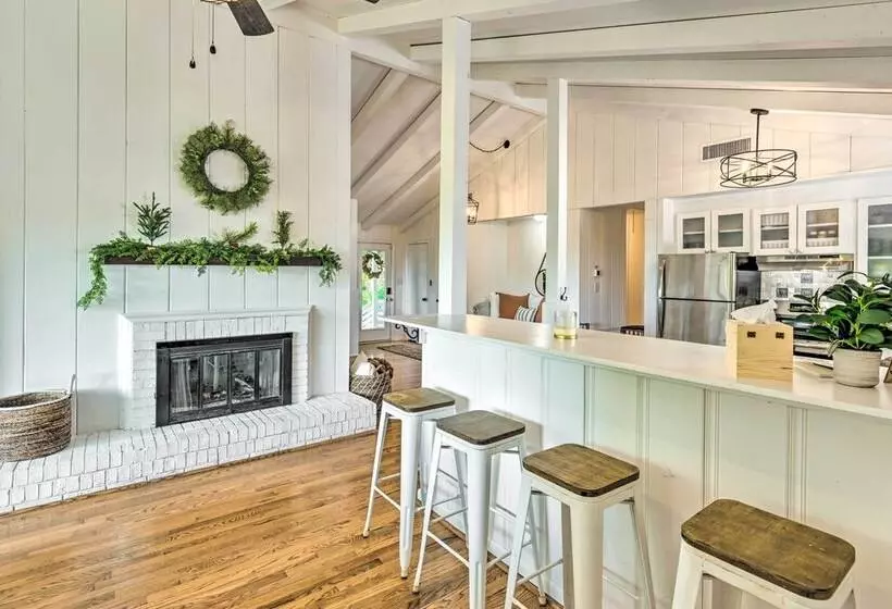 Stylish Franklin Cabin On 6 Private Acres!