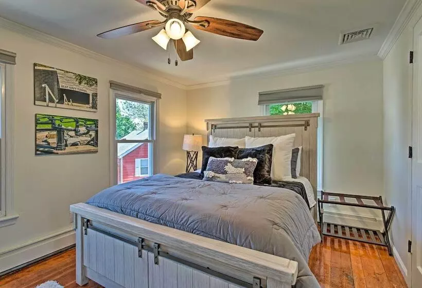 Updated Home W/ Patio Half Mile To West Point