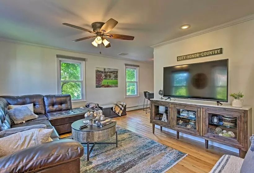 Updated Home W/ Patio Half Mile To West Point