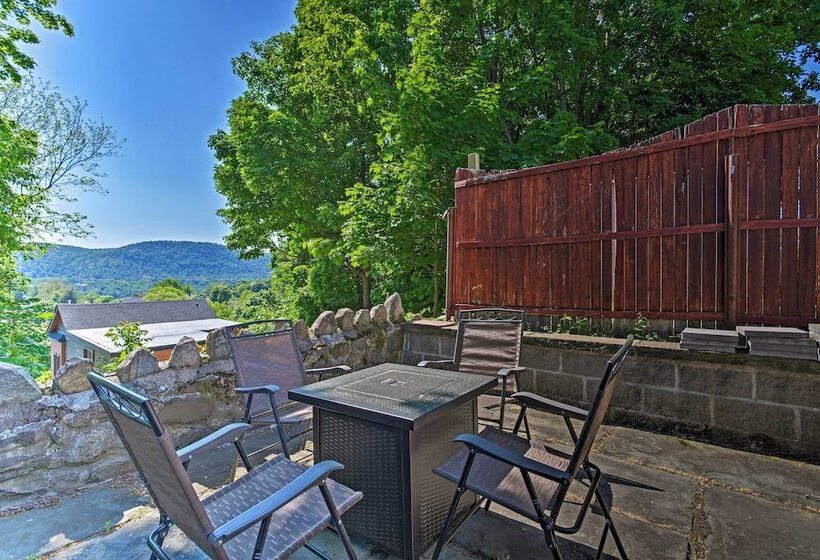 Updated Home W/ Patio Half Mile To West Point