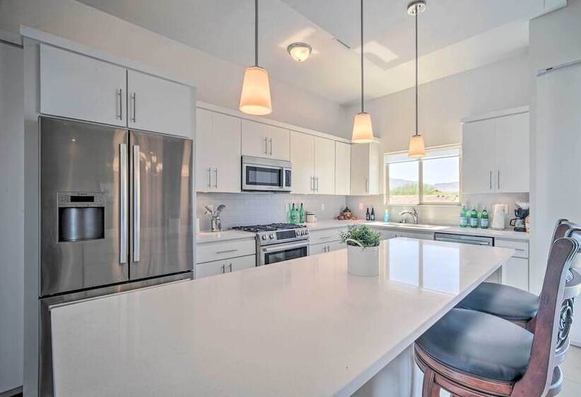 Upper Valley El Paso Home W/ Hiking Access On Site