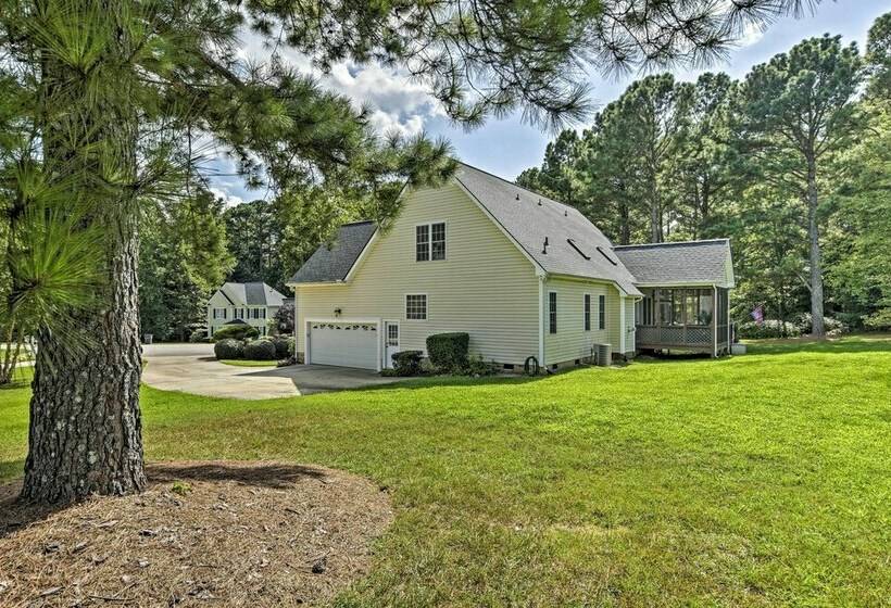 Wake Forest Family Home W/ Porch & Bonus Room