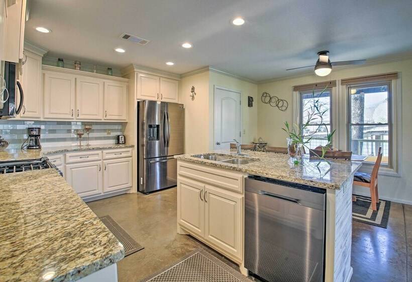 Kayaks & Boat Slip: Waterfront Hot Springs Home!