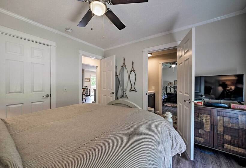 Waterfront Kentucky Lake Home W/ Boat Dock!