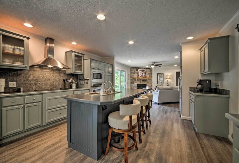 Waterfront Kentucky Lake Home W/ Boat Dock!