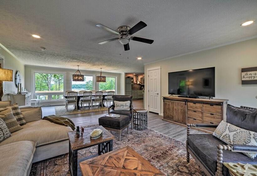 Waterfront Kentucky Lake Home W/ Boat Dock!