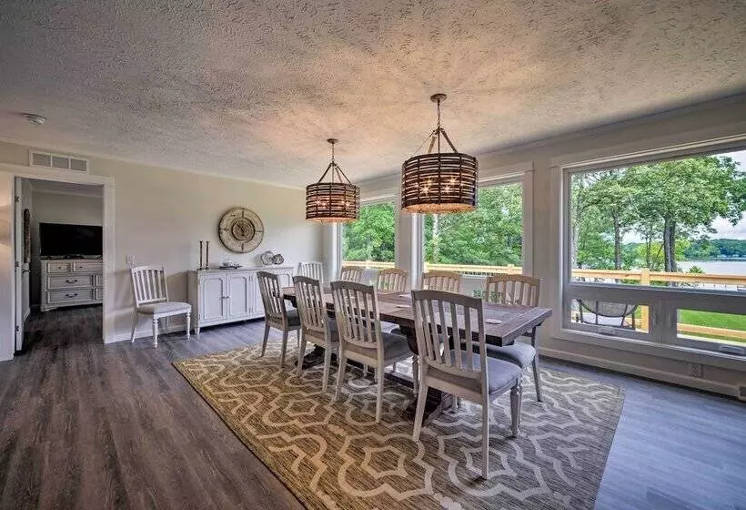 Waterfront Kentucky Lake Home W/ Boat Dock!
