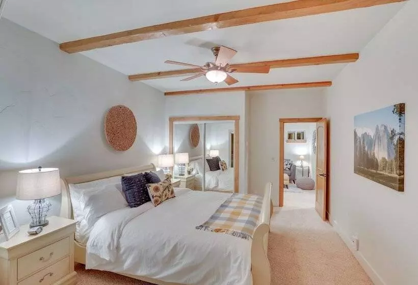 Beautiful Lake Arrowhead Cabin W/ Ev Charger