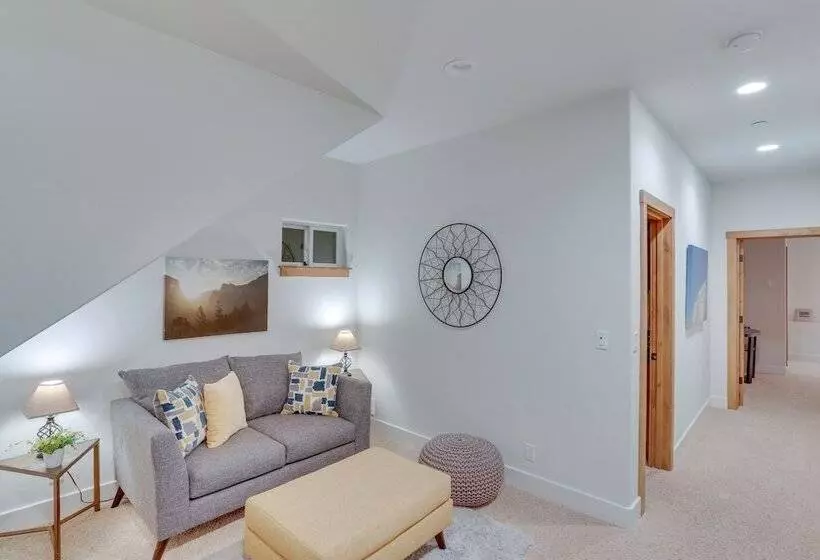 Beautiful Lake Arrowhead Cabin W/ Ev Charger