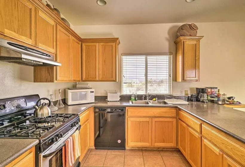 Borrego Springs Stargazing Home W/ Mtn Views