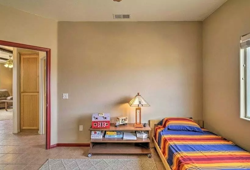 Borrego Springs Stargazing Home W/ Mtn Views