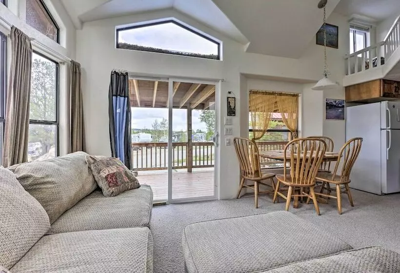 Bright Fairplay Cabin W/ Deck + All Seasons Fun!