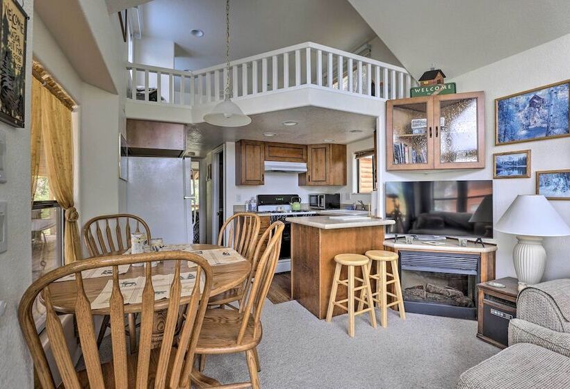 Bright Fairplay Cabin W/ Deck + All Seasons Fun!