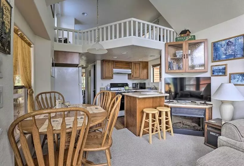 Bright Fairplay Cabin W/ Deck + All Seasons Fun!