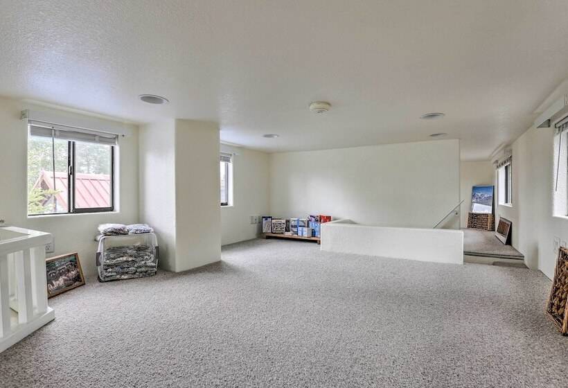 Bright Fairplay Cabin W/ Deck + All Seasons Fun!