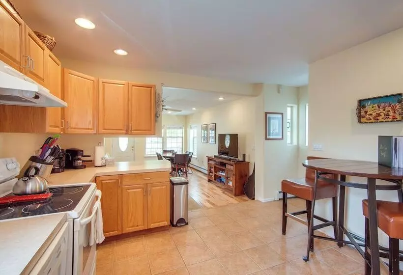 Buena Vista  Shambala  Sanctuary Near Main St!