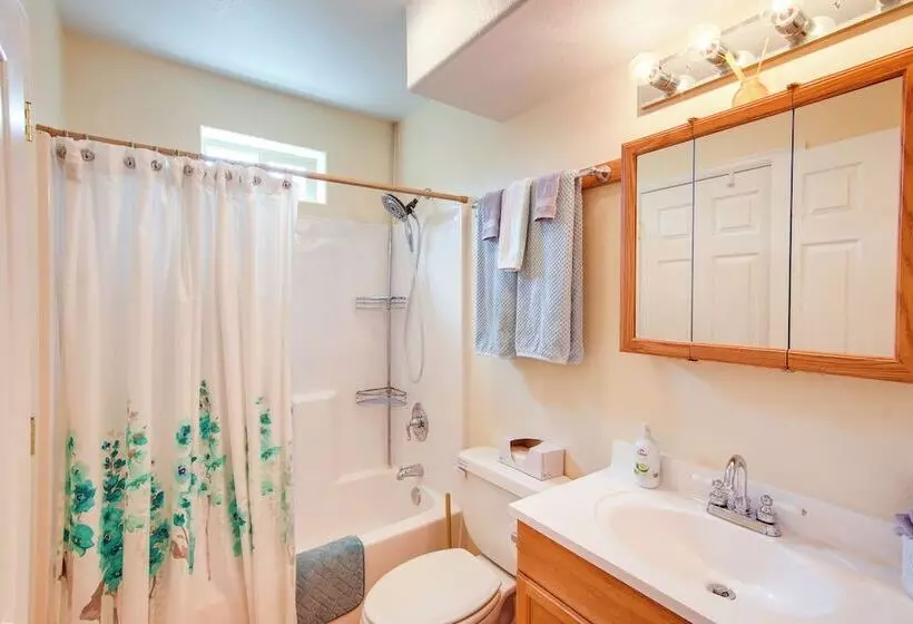 Buena Vista  Shambala  Sanctuary Near Main St!