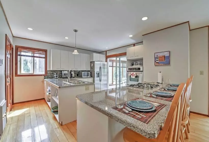 Charming Hyannis Home W/ Deck: Walk To Beach!