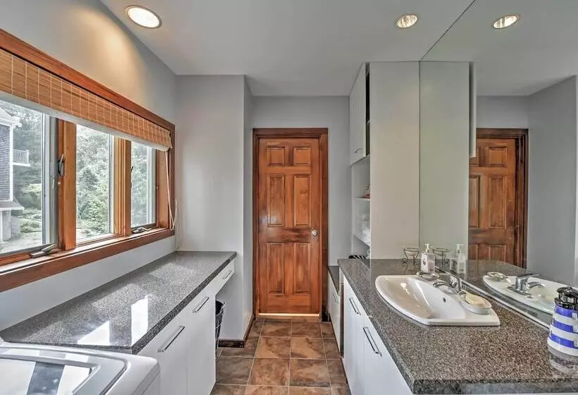 Charming Hyannis Home W/ Deck: Walk To Beach!