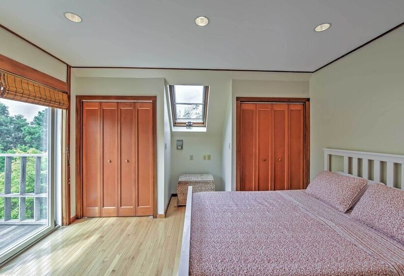 Charming Hyannis Home W/ Deck: Walk To Beach!