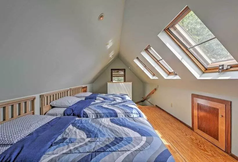 Charming Hyannis Home W/ Deck: Walk To Beach!