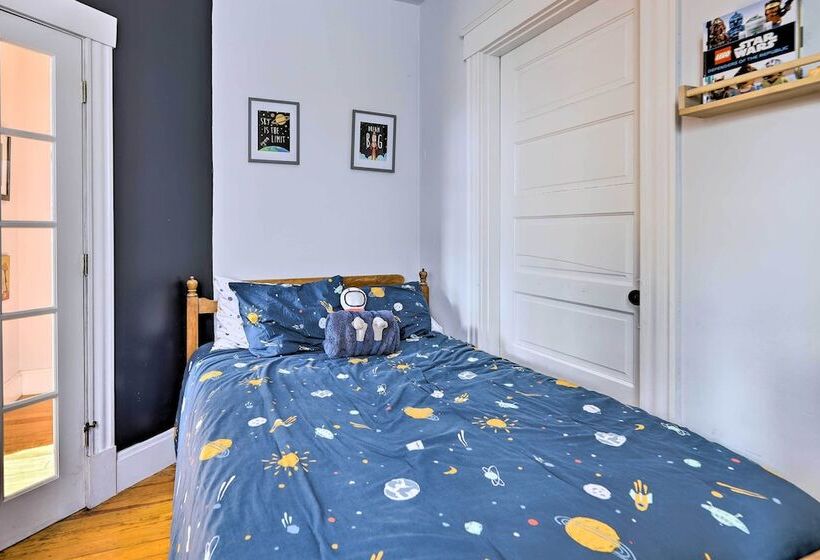 Cincinnati Home W/ Deck & Private Hot Tub!