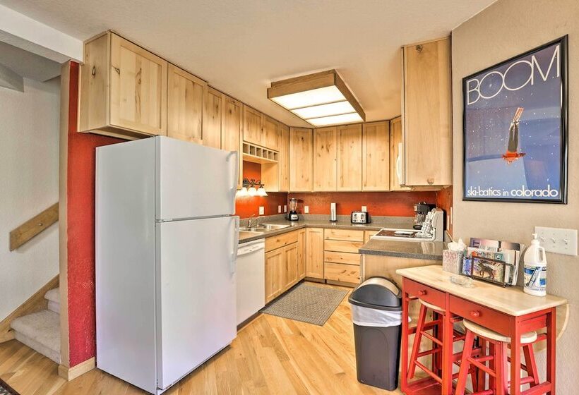 10 Mi To Keystone Resort: Cabin W/ Hot Tub!