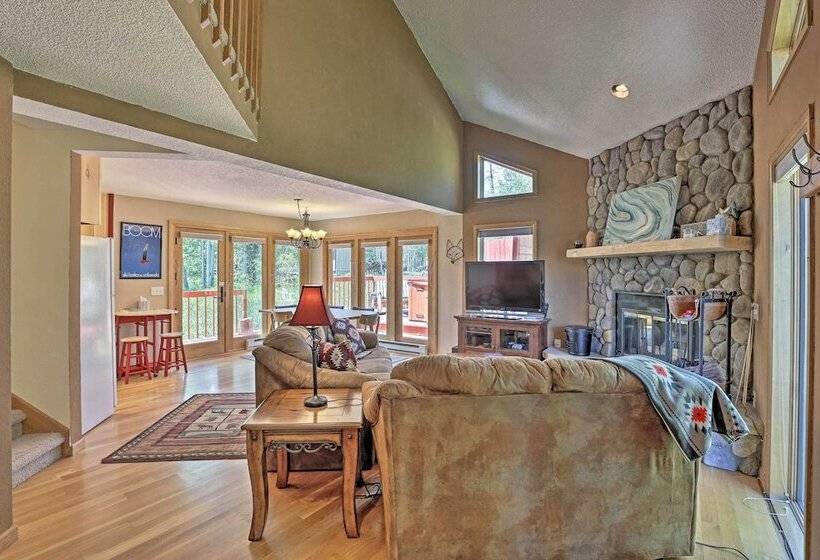 10 Mi To Keystone Resort: Cabin W/ Hot Tub!