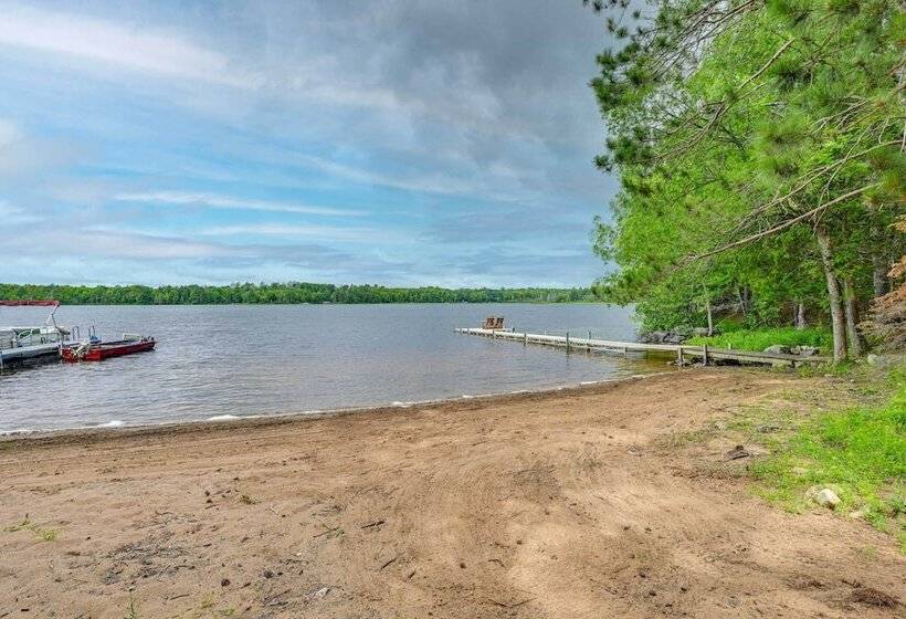 Cozy Echo Lake Cabin Near Snowmobiling Trail!