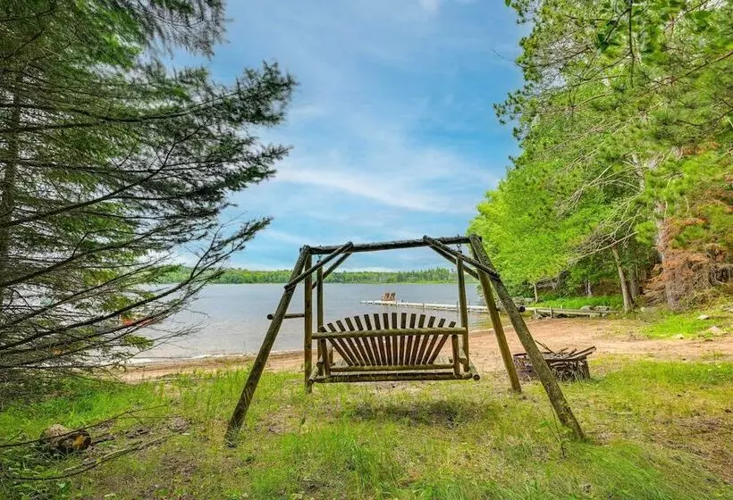 Cozy Echo Lake Cabin Near Snowmobiling Trail!