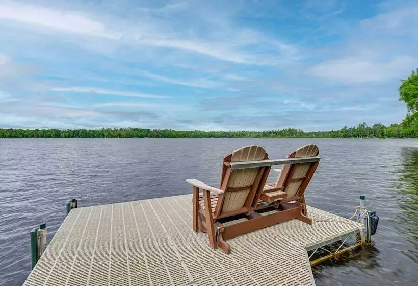 Cozy Echo Lake Cabin Near Snowmobiling Trail!