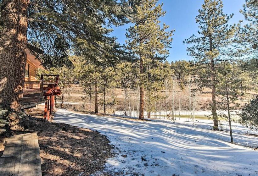 Cozy Mountain Escape: Pet Friendly Bailey Cabin