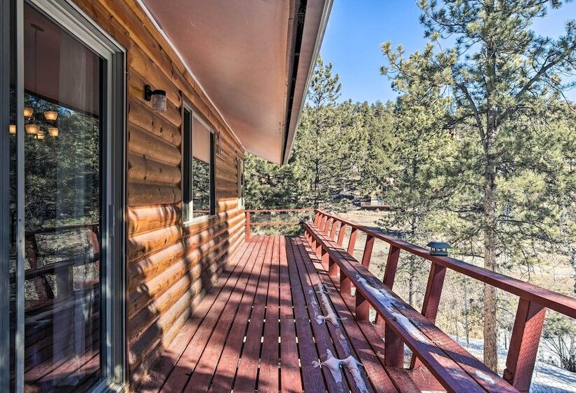 Cozy Mountain Escape: Pet Friendly Bailey Cabin