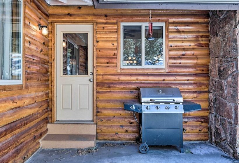 Cozy Mountain Escape: Pet Friendly Bailey Cabin