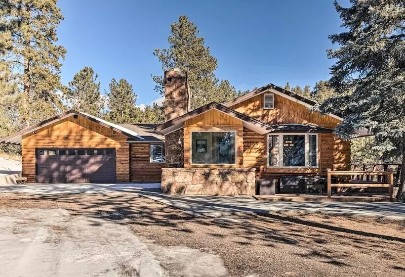 Cozy Mountain Escape: Pet Friendly Bailey Cabin
