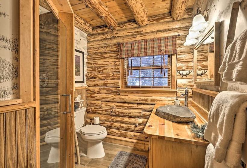 Breckenridge Cabin W/ Hot Tub: Ski & Hike!